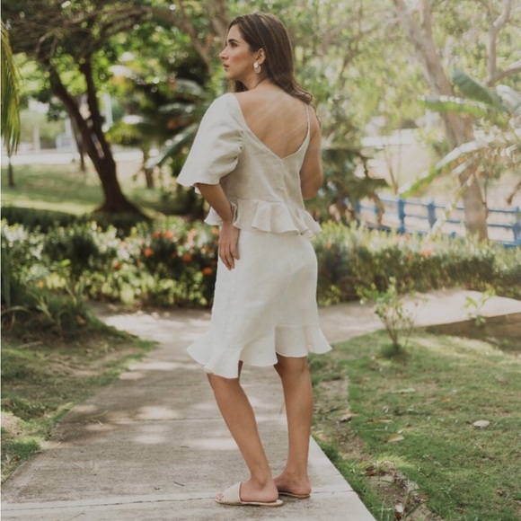 CARTAGENA, COLOMBIA designer Laetitia by Tatiana Robles Linen Dress - Picture 4 of 13
